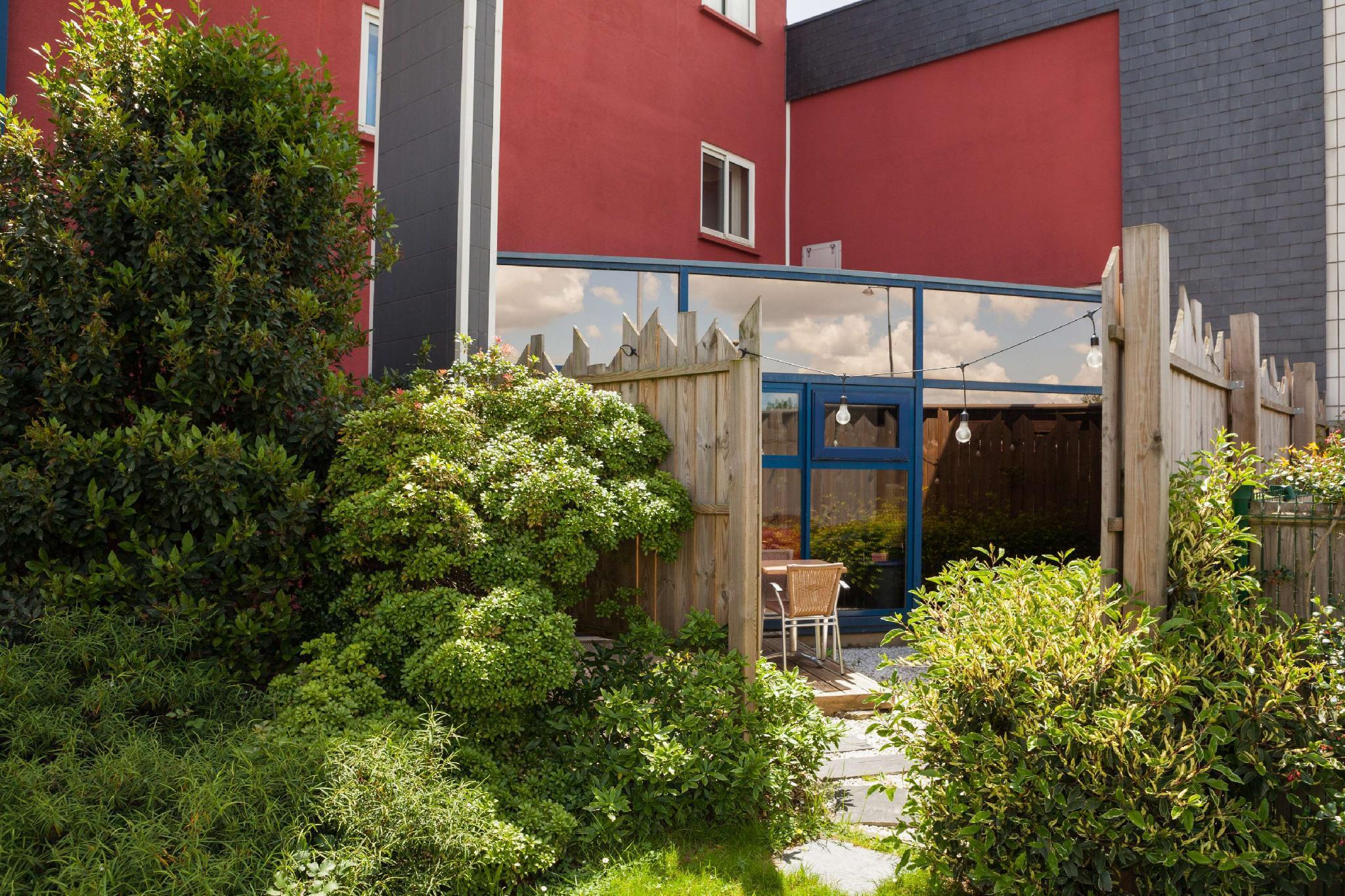 Kyriad Direct Rennes Ouest Hotel