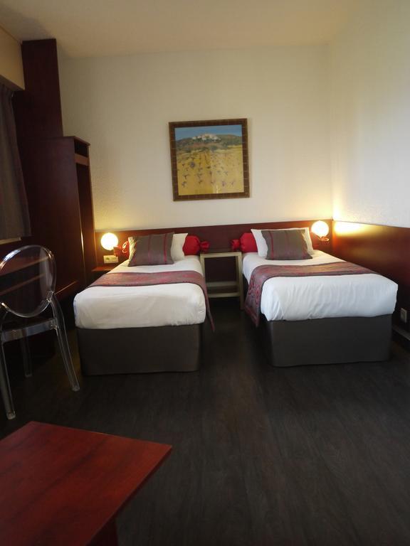 Kyriad Direct Rennes Ouest Hotel 3*